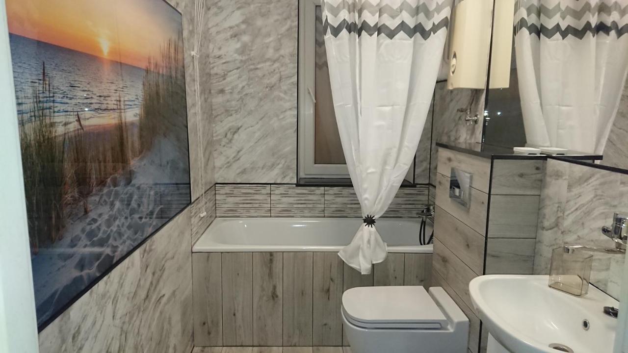 Apartament Na Rozanej I Ustka Ngoại thất bức ảnh